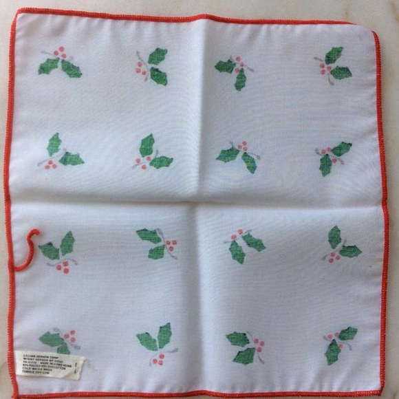 Vintage Christmas holly berry print handkerchief by Lillian Vernon - Picture 3 of 4